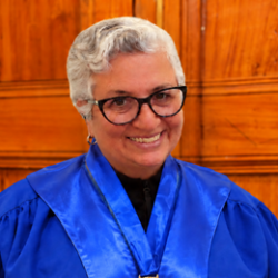47 – Siomara Castro