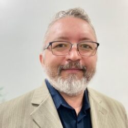 32 – Sérgio Paulo da Silva